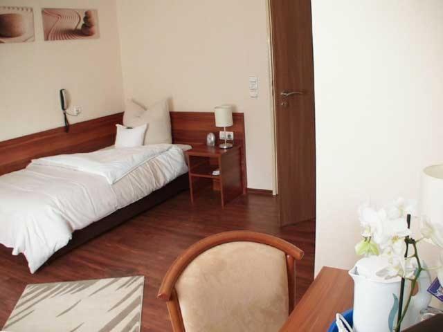 Gartenhotel Triest Bad Soden-Salmünster Δωμάτιο φωτογραφία